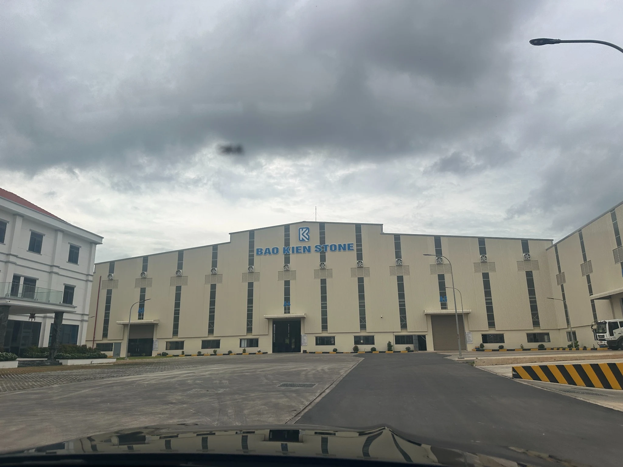 Quartz factory exterior showing AsiaQuartz manufacturing facility and production capability.