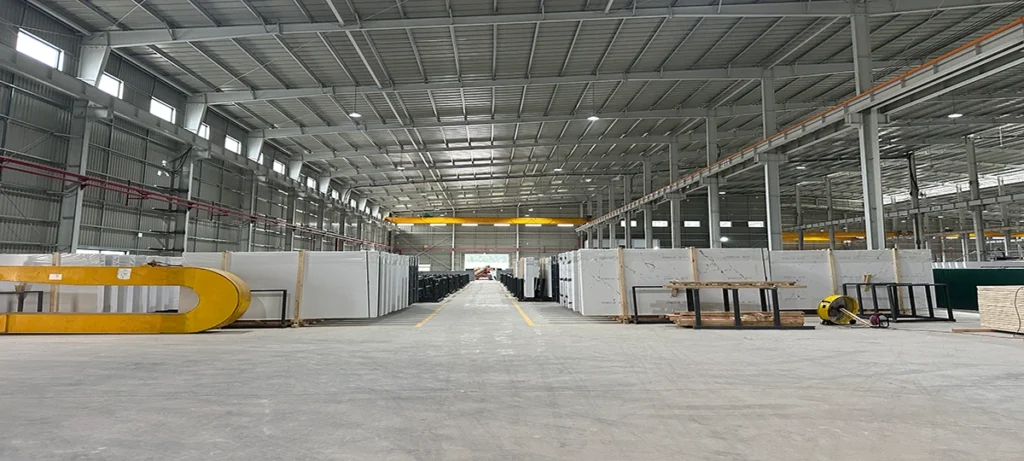 Quartz slab
warehouse packing
and container
loading- export
preparation by
AsiaQuartz